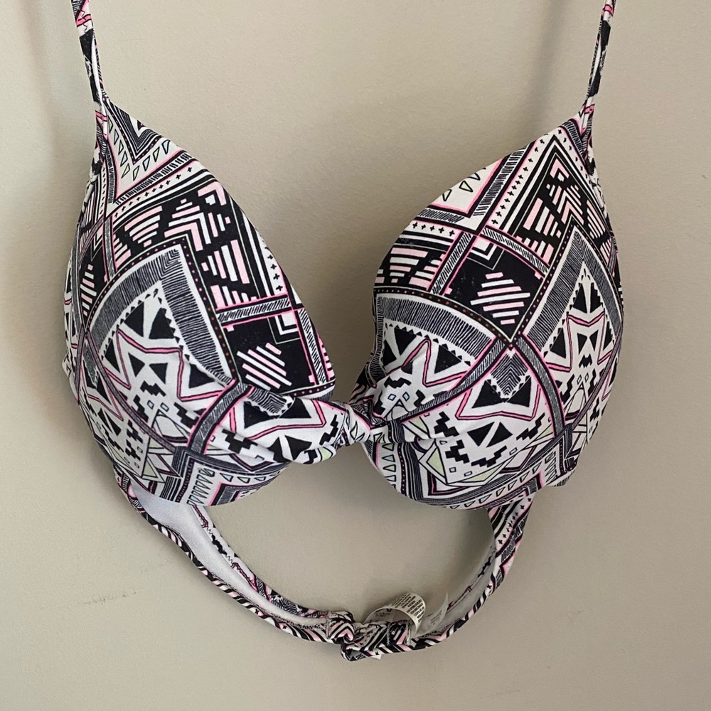 PINK bikini top